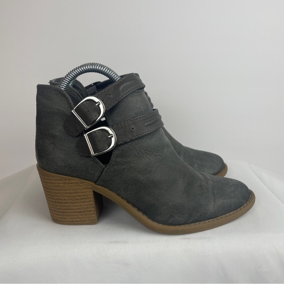Rue21 Charcoal Ankle Booties with Buckle Detail - Picture 8 of 13